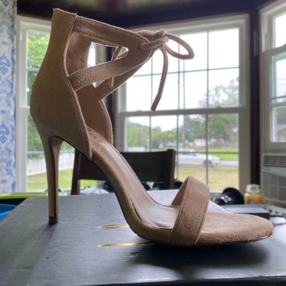 Lulus heels